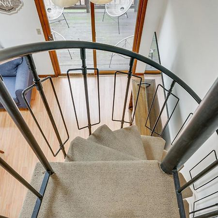 Vernon Township Condo With Balcony Near Ski Lifts! Buitenkant foto