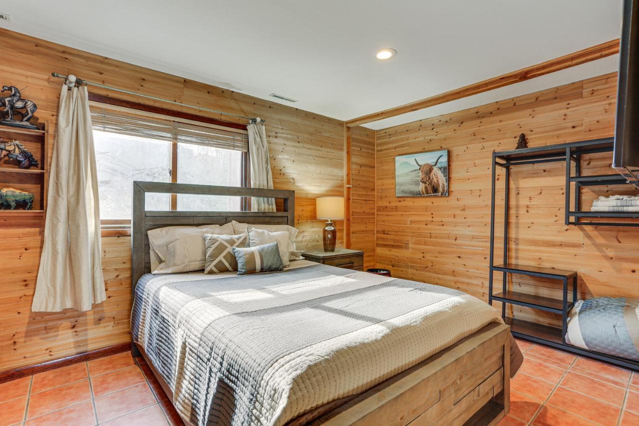 Vernon Township Condo With Balcony Near Ski Lifts! Buitenkant foto